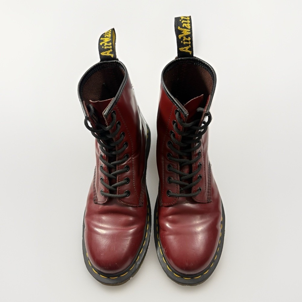 Dr. Martens 1460 Cherry Red Smooth Leather 8-Eye Combat Boots Size M9 L10
